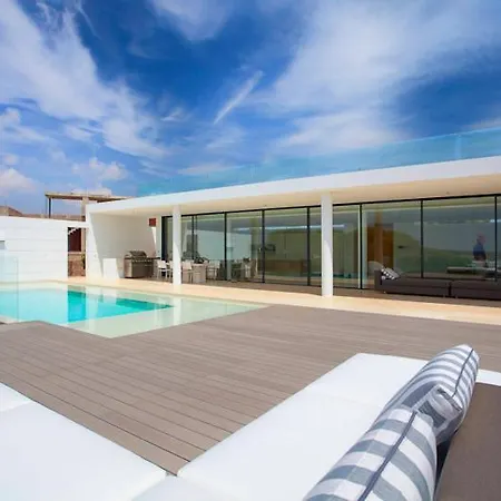 Villa Sleeps 8 Pool Air Con T480216 Vale do Lobo