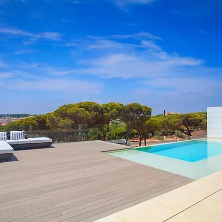 Sleeps 8 Pool Air Con T480216 Villa