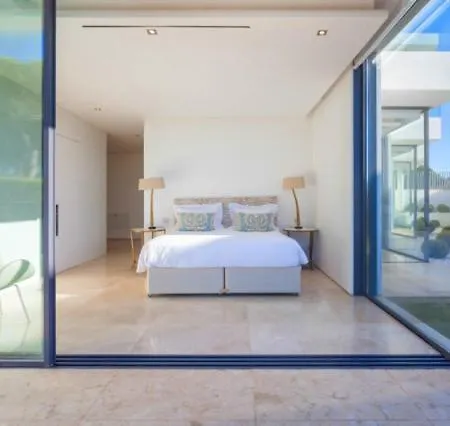 Sleeps 8 Pool Air Con T480216 Villa Vale do Lobo