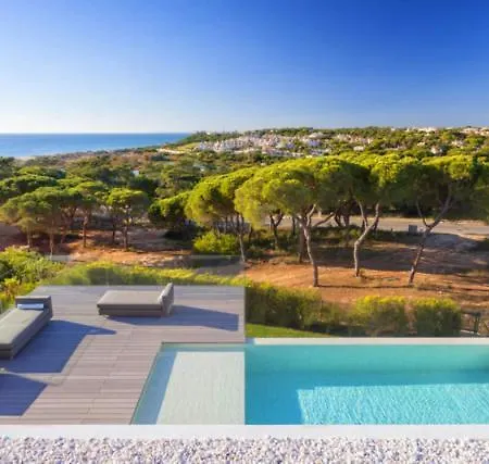 Sleeps 8 Pool Air Con T480216 Villa *