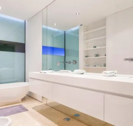 Sleeps 8 Pool Air Con T480216 Villa